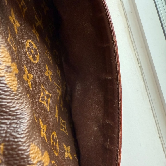 Louis Vuitton Vintage COMPIEGNE POUCH CLUTCH 28 - Picture 7 of 10